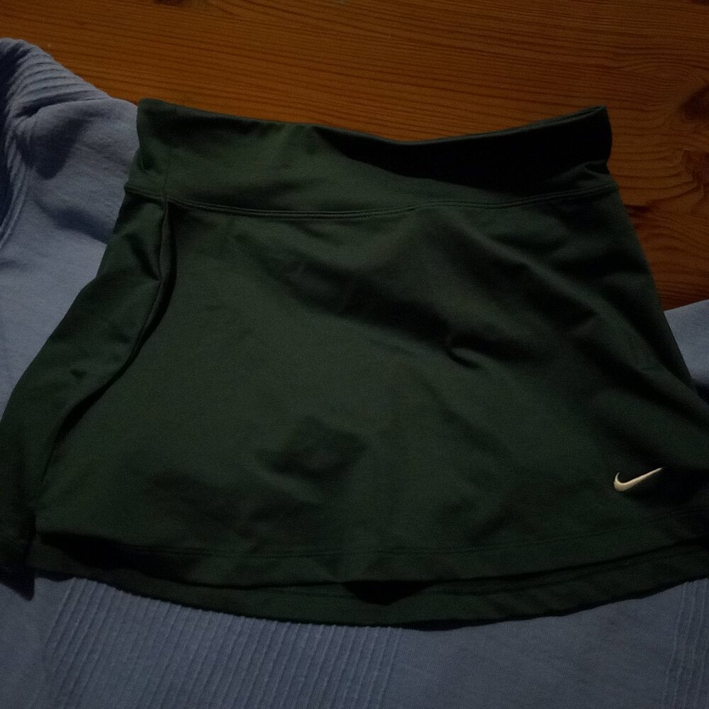 [for possible future listing reference only] Nike misses' golf skort, size 4